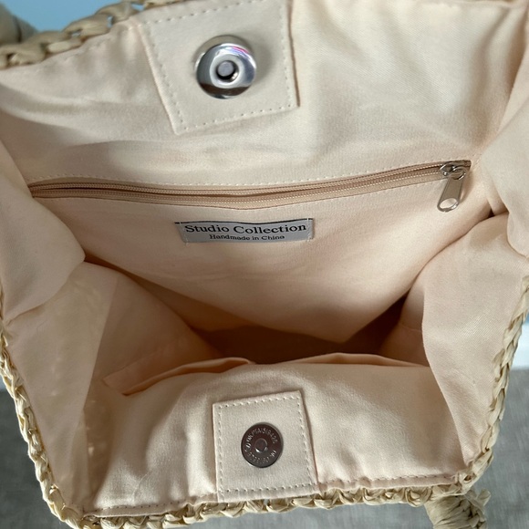 Woven purse - Picture 3 of 3